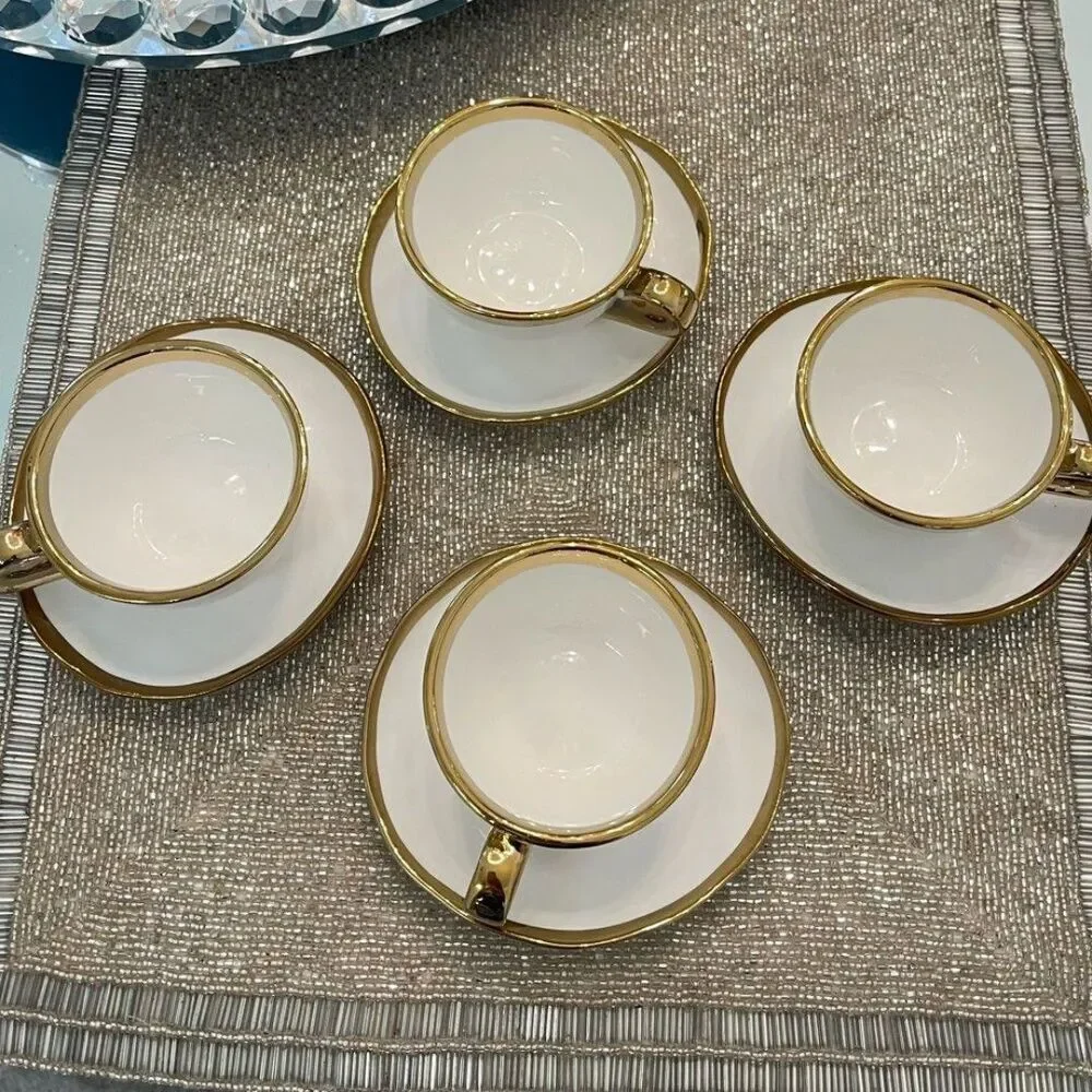 Source Unknown set gold